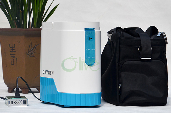 Elderly Continuous Flow Portable Oxygen Concentrator , Lightweight Mobile Oxygen Generator
